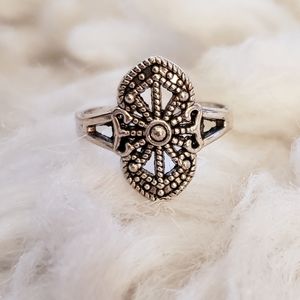 Art Deco Style Silver Tone Filligree Ring
